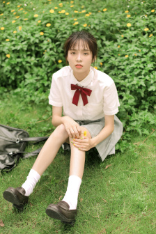 男生把坤坤放女生定眼里云开